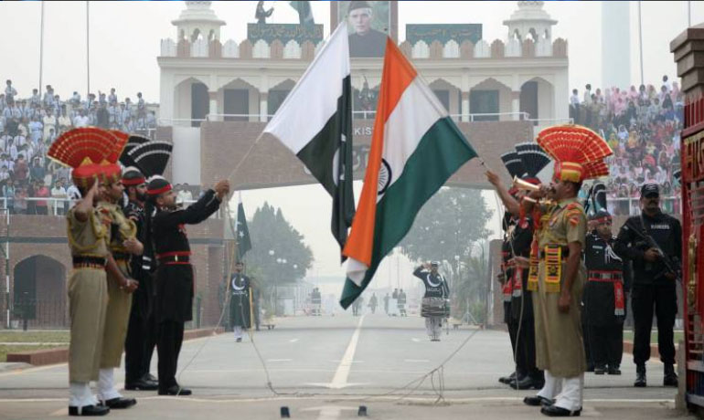 Pakistan offers support to India
